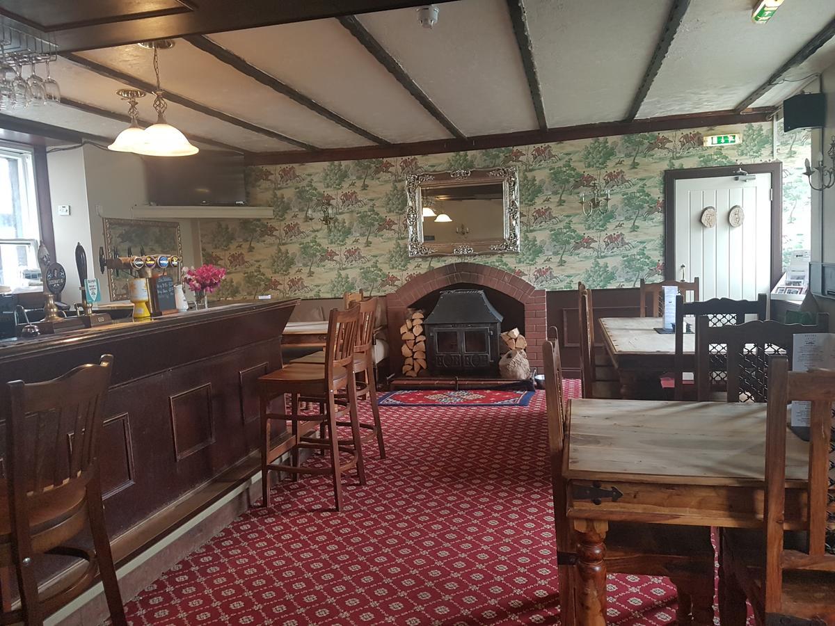 Plough Hotel Kirk Yetholm Exterior photo